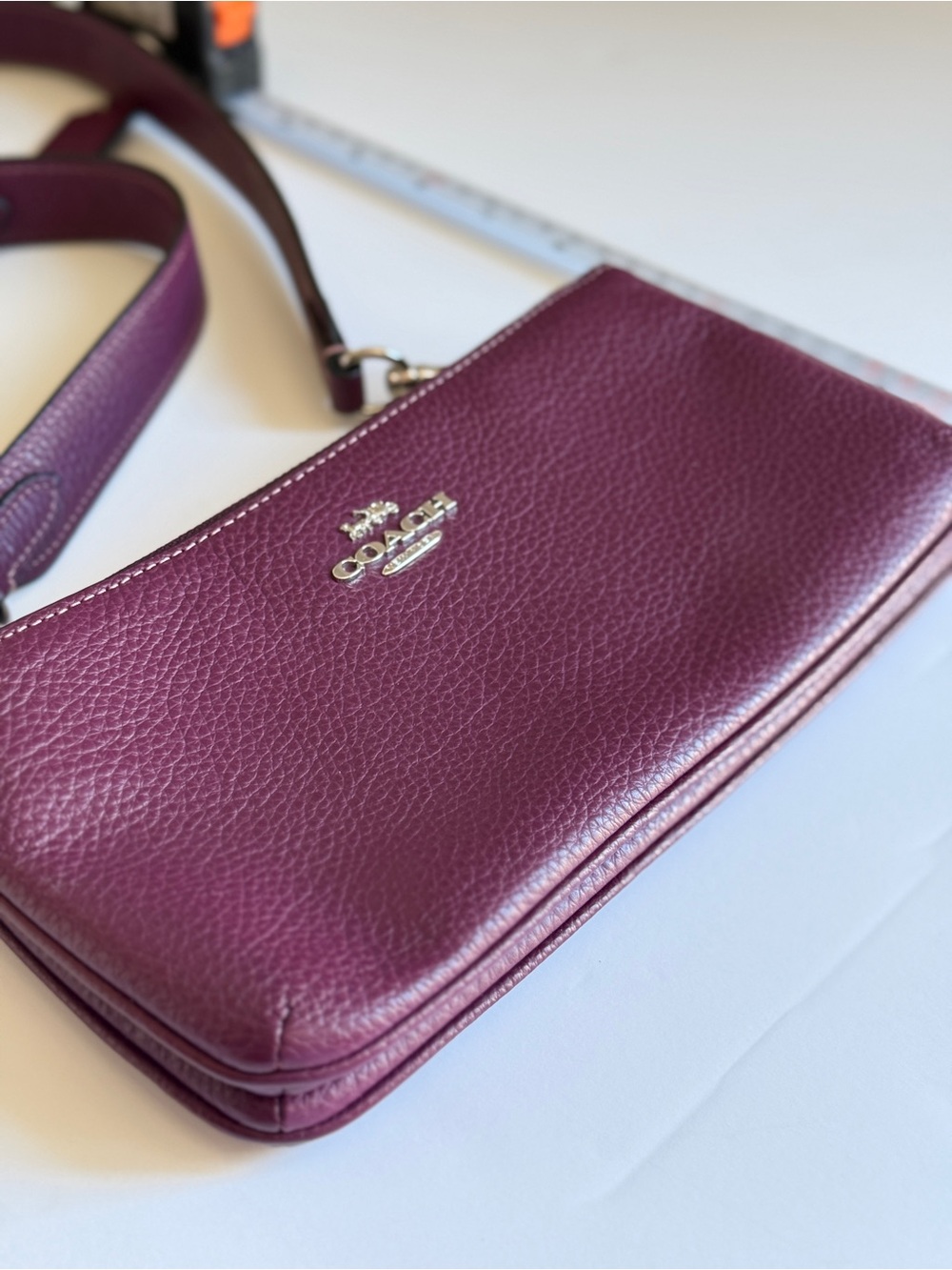 Coach Pebbled Leather Double Zip Crossbody Wristlet Plum/Silver | CJ789 EUC